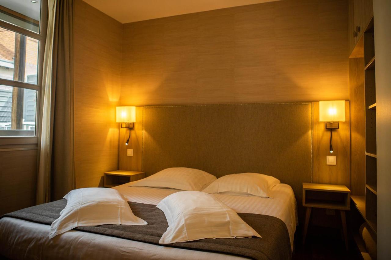 Hotel Relais De La Loire Montlivault Esterno foto