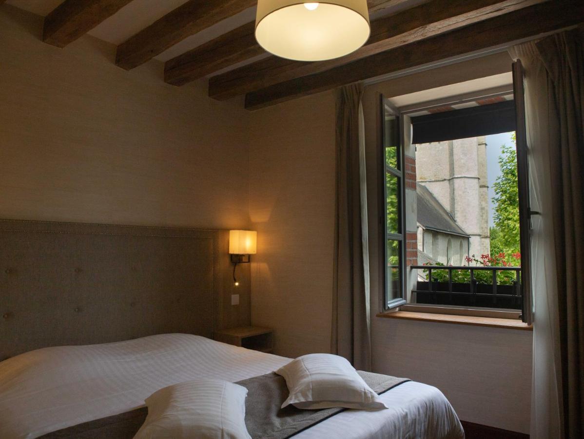 Hotel Relais De La Loire Montlivault Esterno foto
